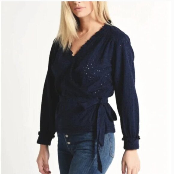 Trovata Birds Of Paradis | Jessica Wrap Top Eyelet Lace Blouse Navy Blue Size XS - Picture 2 of 10